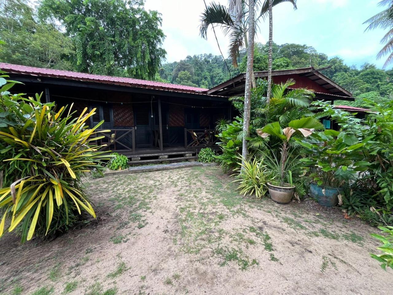 The Station Tioman Kampong Ayer Batang Exterior foto