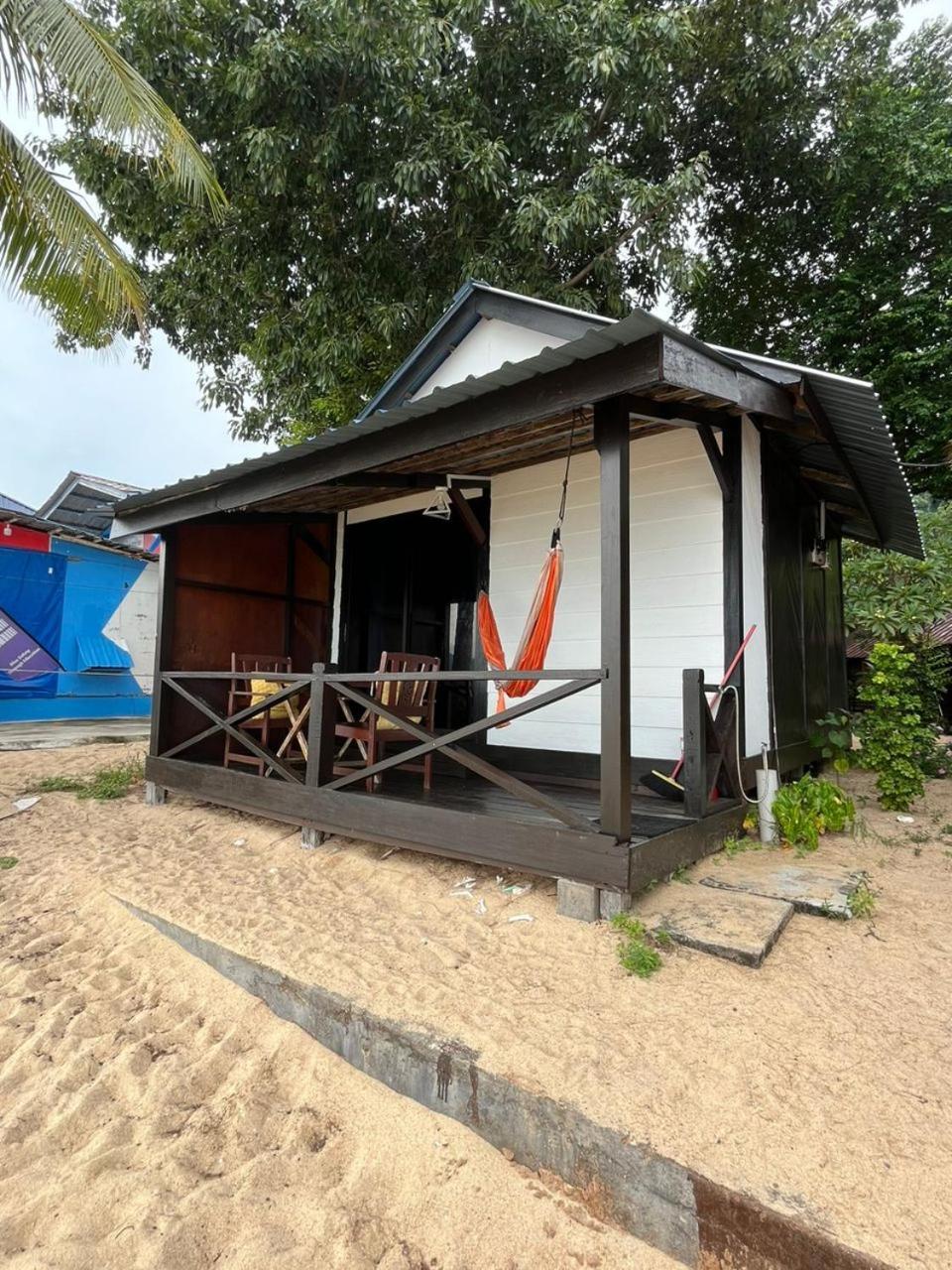 The Station Tioman Kampong Ayer Batang Exterior foto