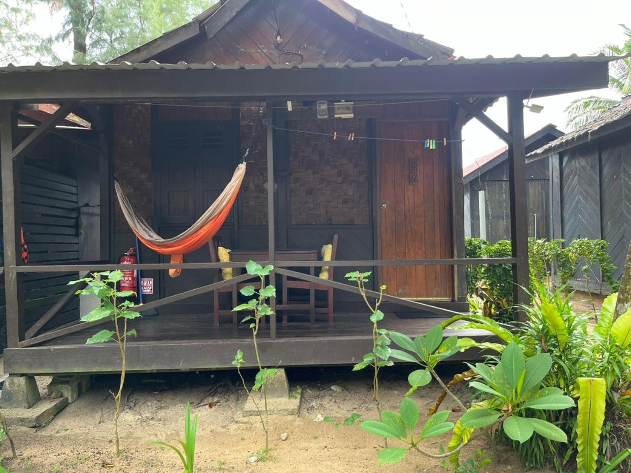 The Station Tioman Kampong Ayer Batang Exterior foto