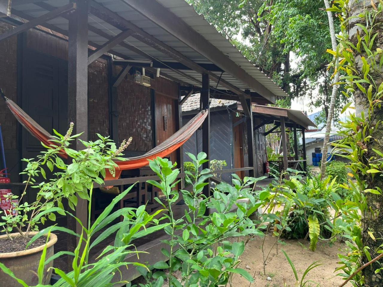 The Station Tioman Kampong Ayer Batang Exterior foto