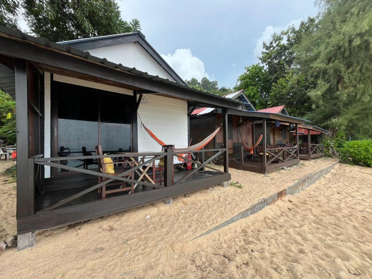 The Station Tioman Kampong Ayer Batang Exterior foto